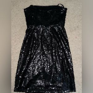 Black sparkly sequence strapless mini dress